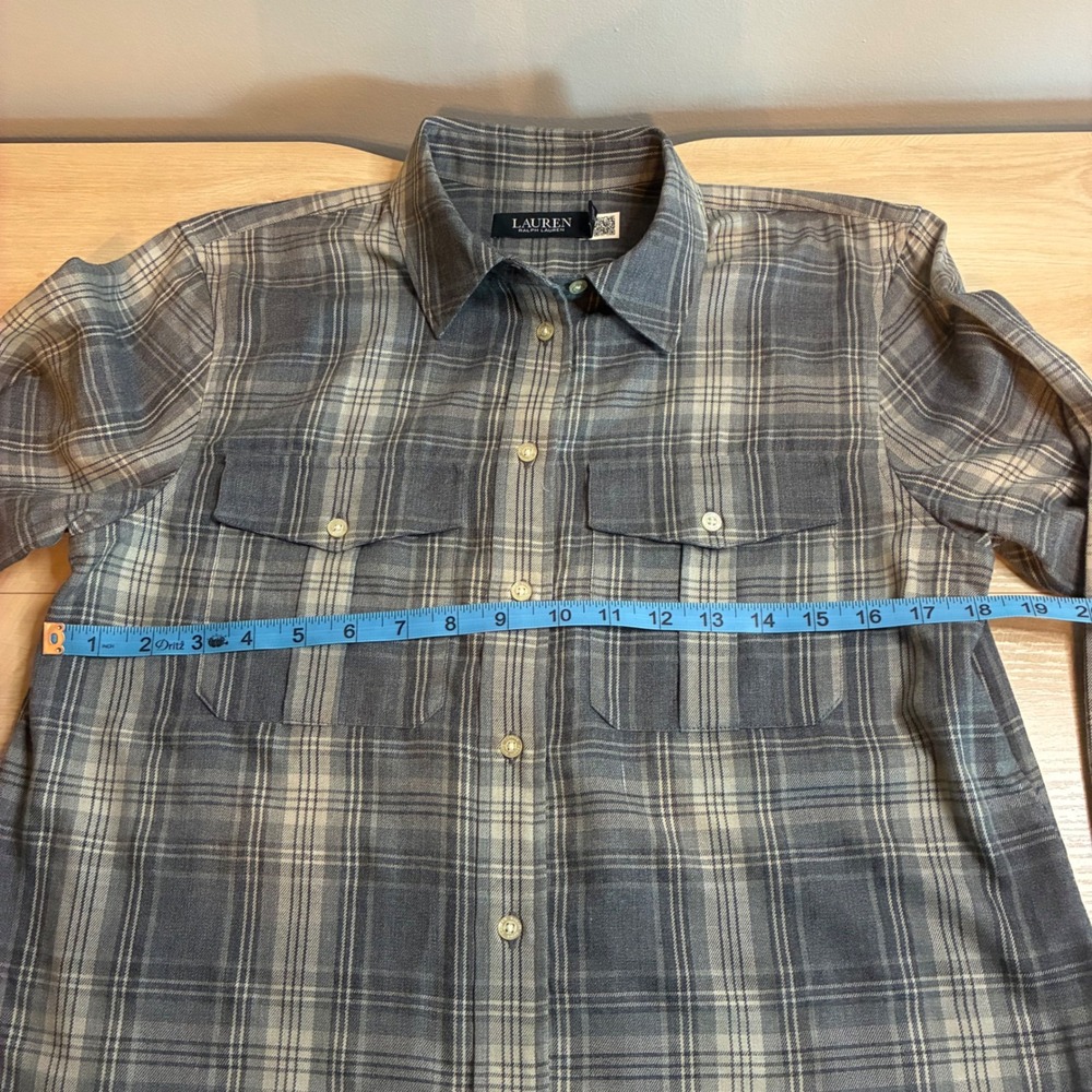 Lauren Ralph Lauren Grey Plaid Button Down Shirt Long Sleeve Pockets Medium - Picture 3 of 7